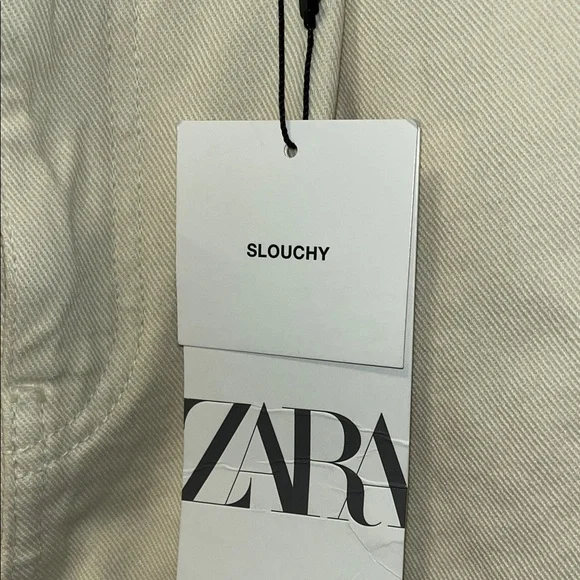 Zara Slouchy Jeans Black Label High Waist Pleated Cream Cropped - Size 6 NWT - Picture 3 of 12